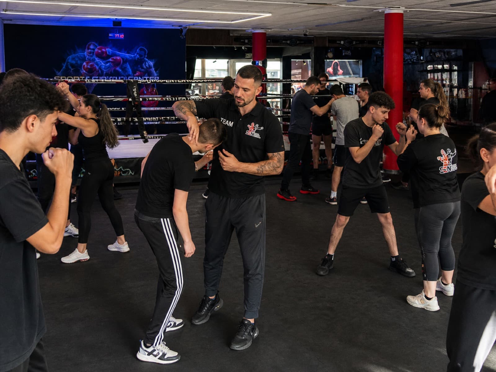 Selbstverteidigung im Sport Center Neuburg – Im Ernstfall handeln statt erstarren