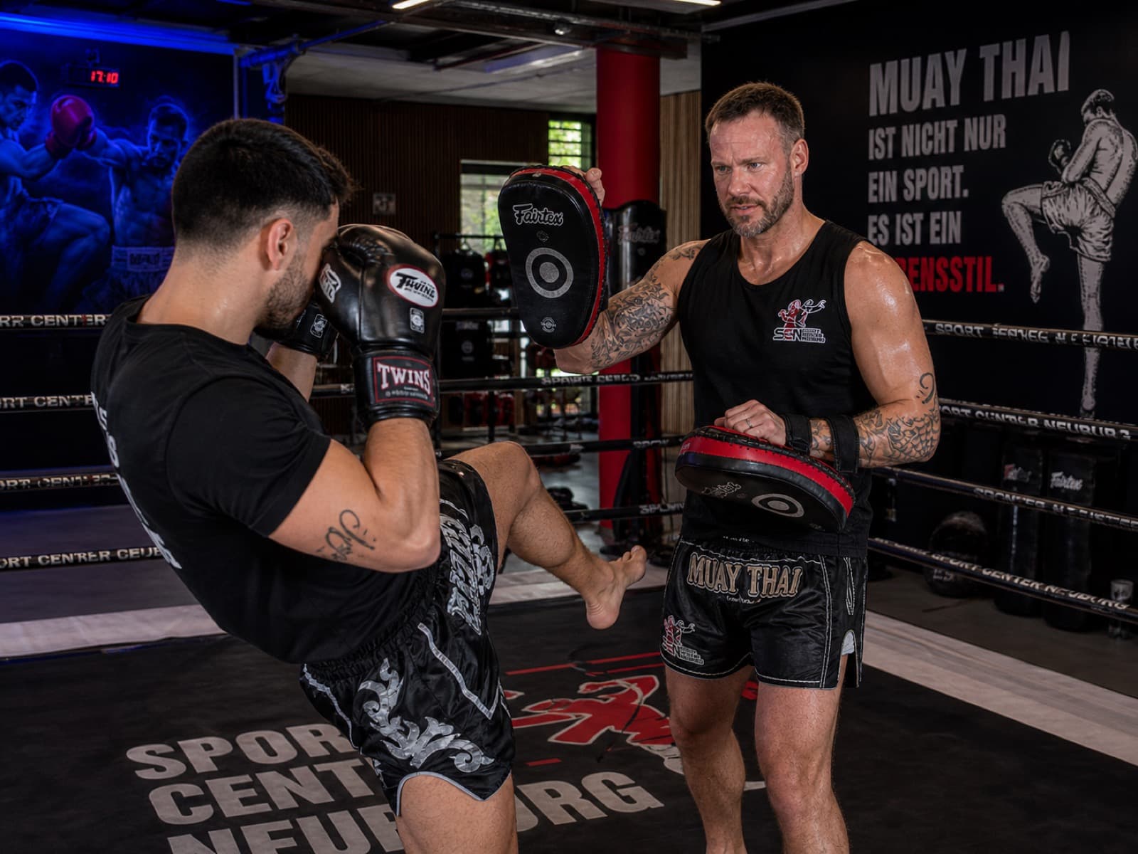 Thaiboxen im Sport Center Neuburg – Muay Thai – der Kampf der acht Gliedmaßen