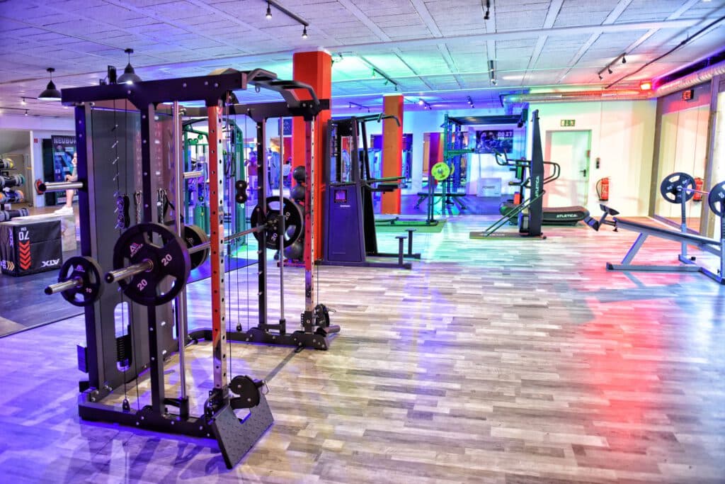 Fitnessstudio Neuburg an der Donau – 350 qm Trainingsfläche mit Maschinenpark im Sport Center Neuburg
